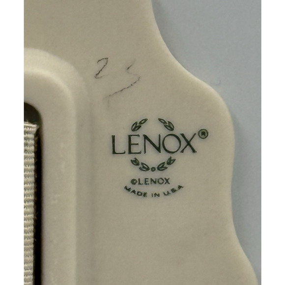 Lenox Georgian Portrait Ivory Porcelain Photo Frame 5x7 With Box Made In USA - Picture 3 of 4